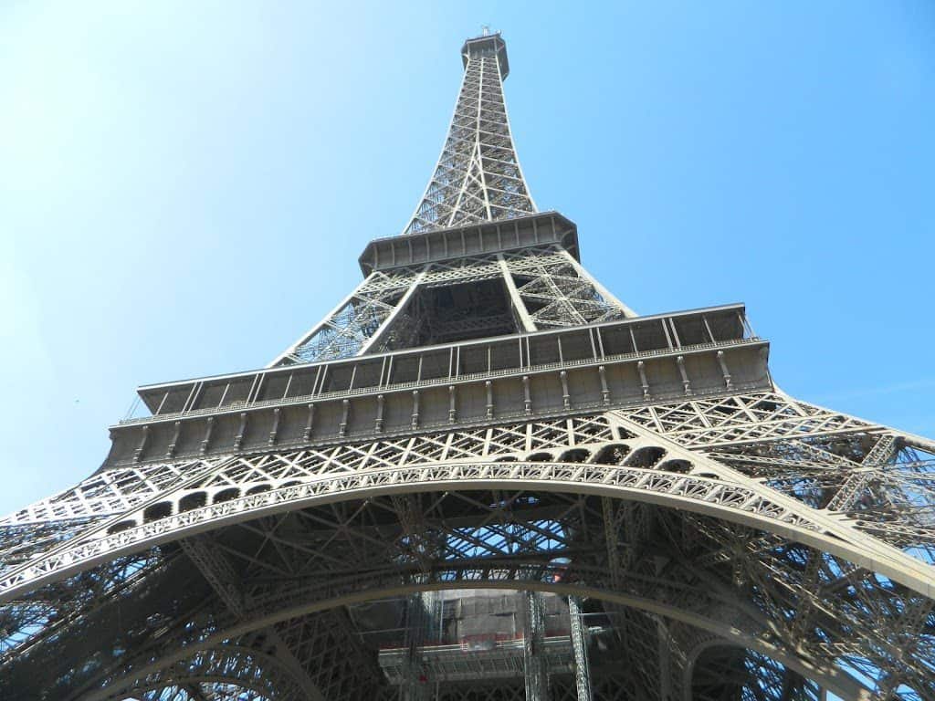 Eiffel Tower - Zoe doesn't visit the Eiffel Tower, but this picture is so cool, I had to include it. :)