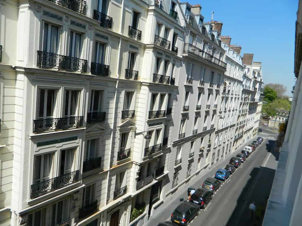 Street in 7th Arrondissement - Inspiration for Zoe's hotel location